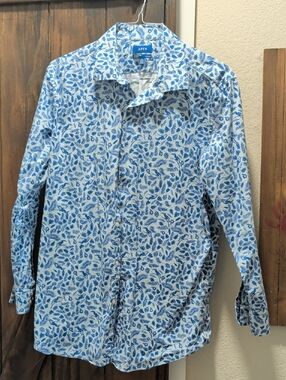 Apt. 9 White Shirt with Blue Floral Print Button-Down